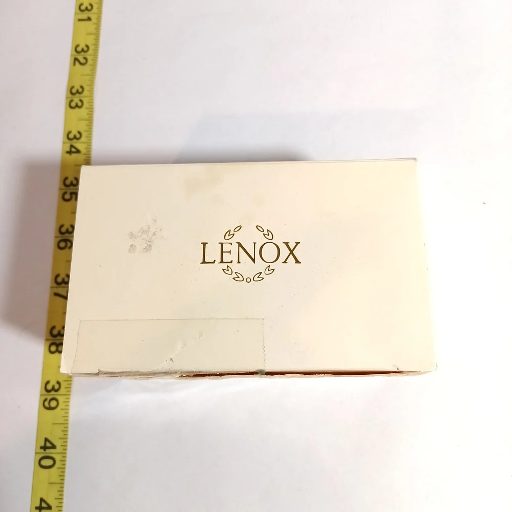 Lenox Messenger of Peace Angel w/ 24k Gold Trim w/Box New